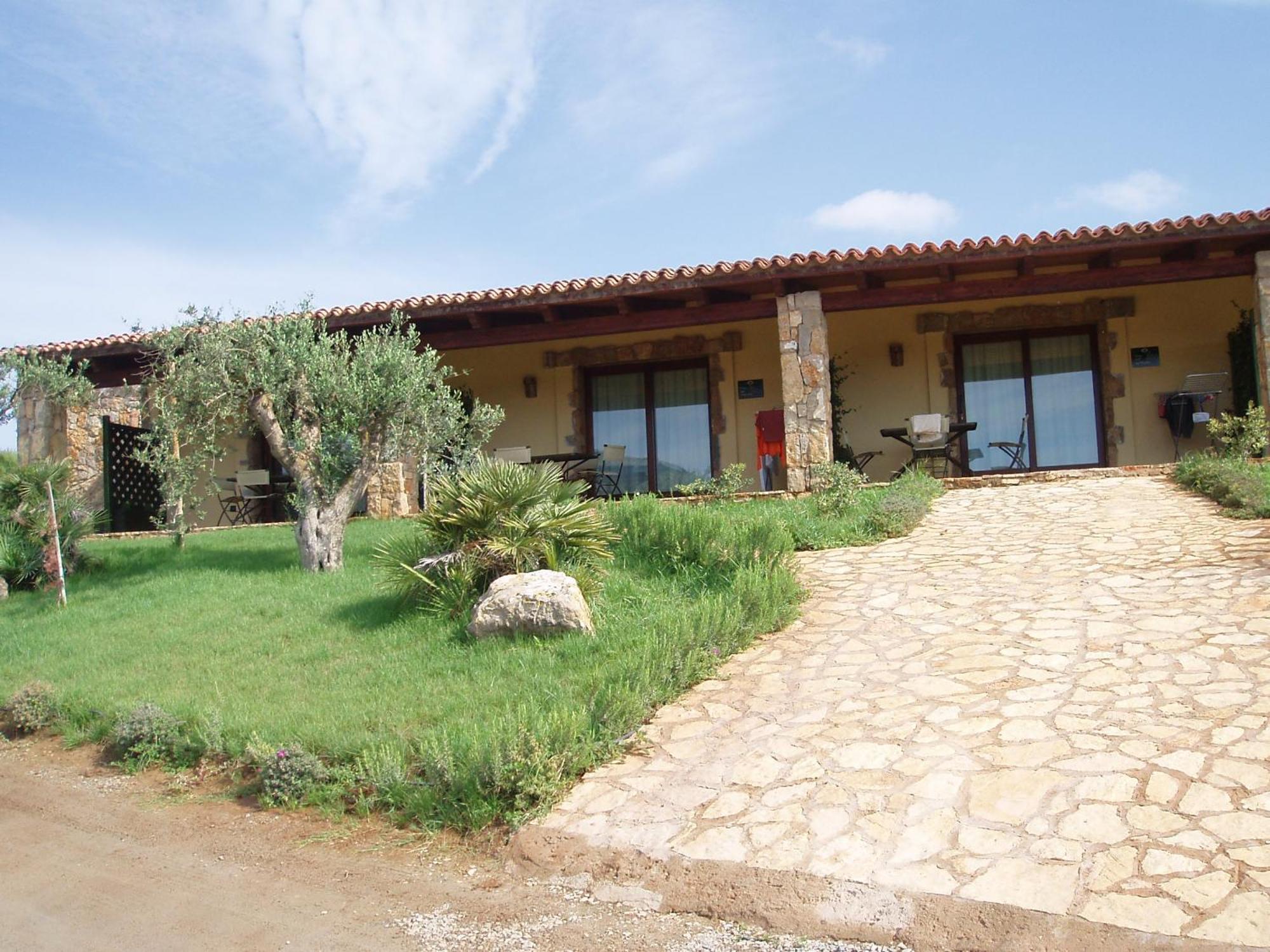 Agri Resort San Giuliano 산타마리아라팔마 외부 사진